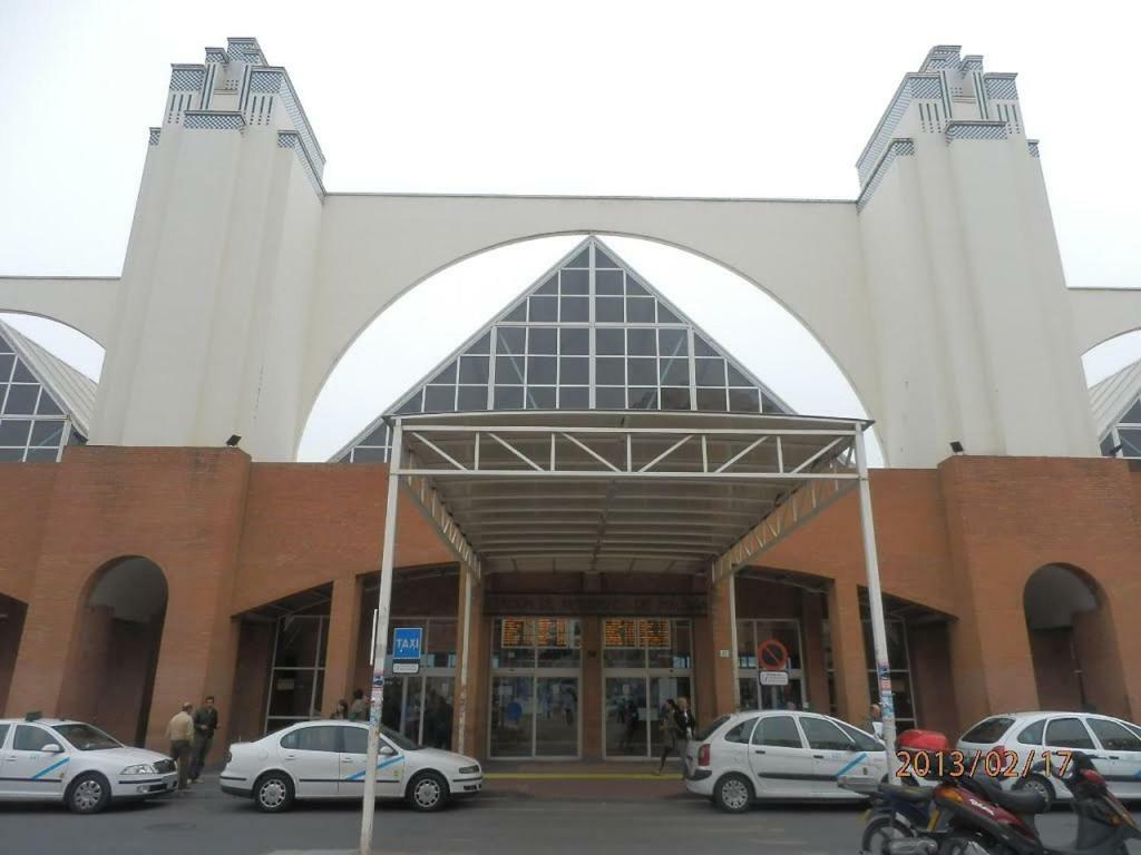 Apartamento El Anden De La Estacion Malaga Exterior photo